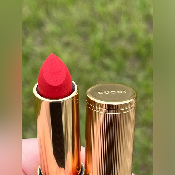 NWT 💋Gucci Beauty 3 Pack Lipsticks Boxed Set in Rouge Red & Gucci Lip Liner - Picture 12 of 16